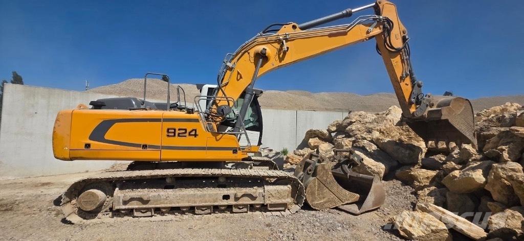 Liebherr 924 Vikšriniai ekskavatoriai
