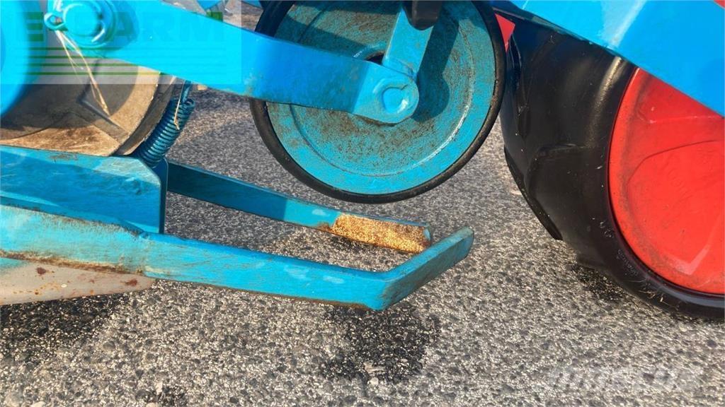 Monosem 4 Reihen Tiksli sėjimo technika