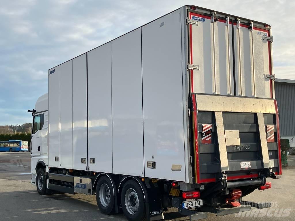 MAN TGX 26.520 Sunkvežimiai su dengtu kėbulu