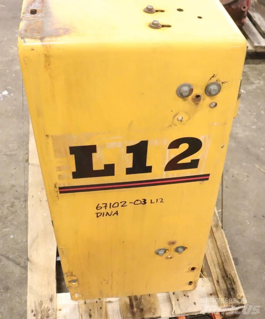 Ljungby L 12 Kabinos ir interjeras