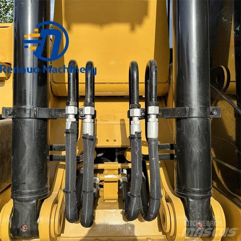 CAT 320D2 Vikšriniai ekskavatoriai