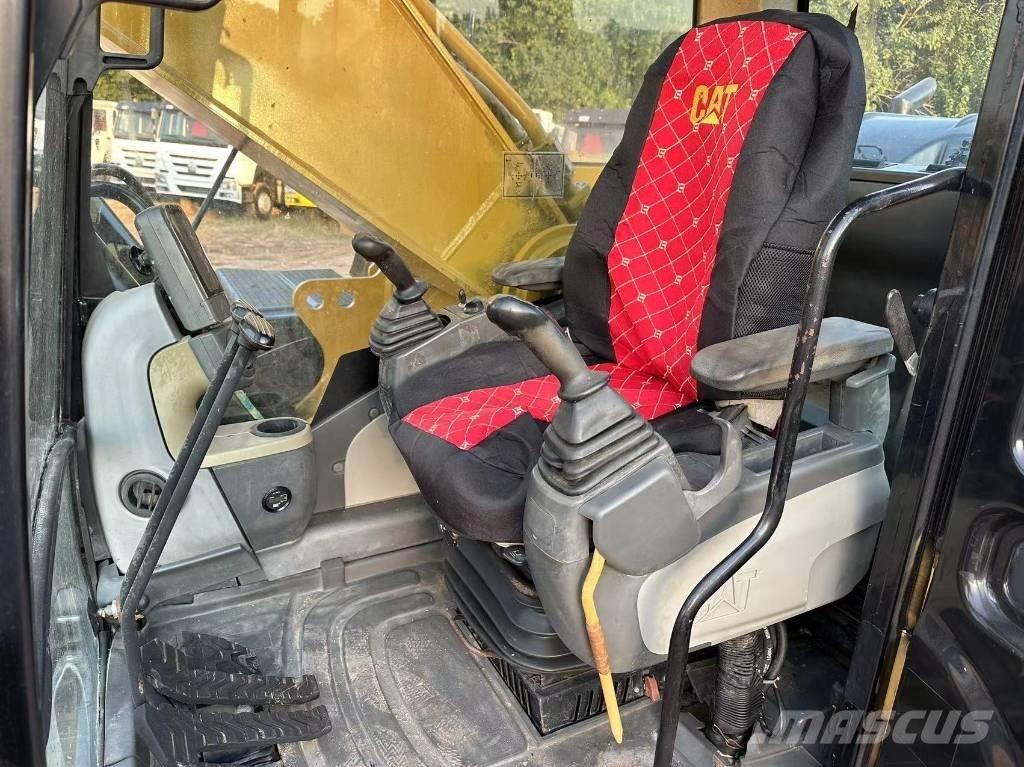 CAT 330DL Vikšriniai ekskavatoriai