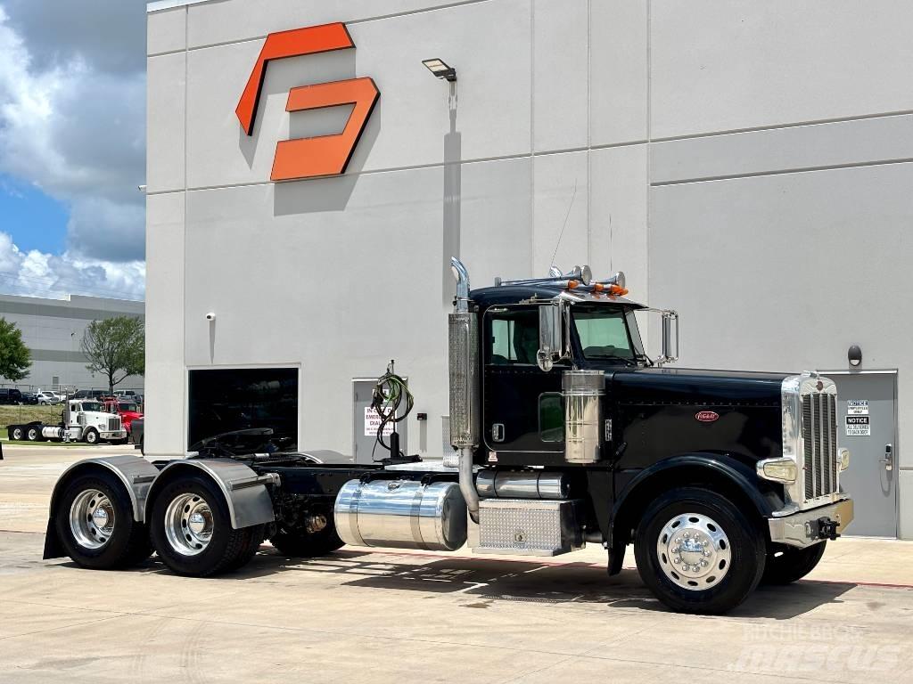 Peterbilt 388 Naudoti vilkikai