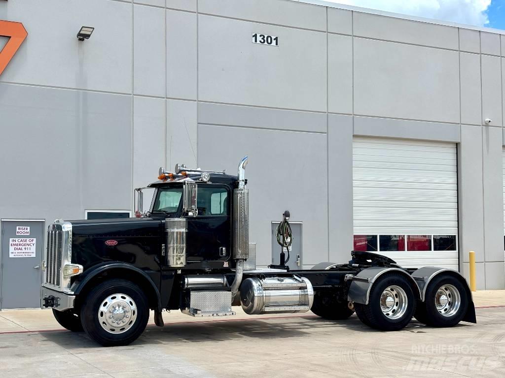 Peterbilt 388 Naudoti vilkikai