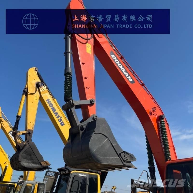 Doosan DX 300 Vikšriniai ekskavatoriai