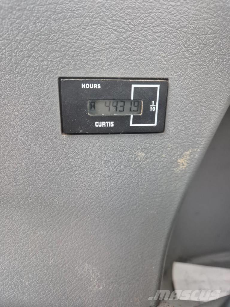 Bobcat E 80 Vidutinės galios ekskavatoriai 7-12 t