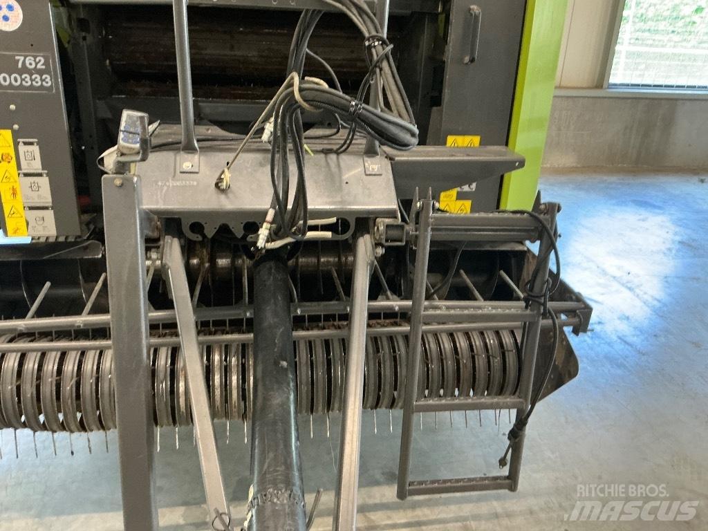 CLAAS Rollant 350 Ritinių presai