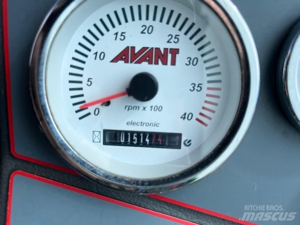 Avant 760 I Daugiafunkciniai pakrovėjai