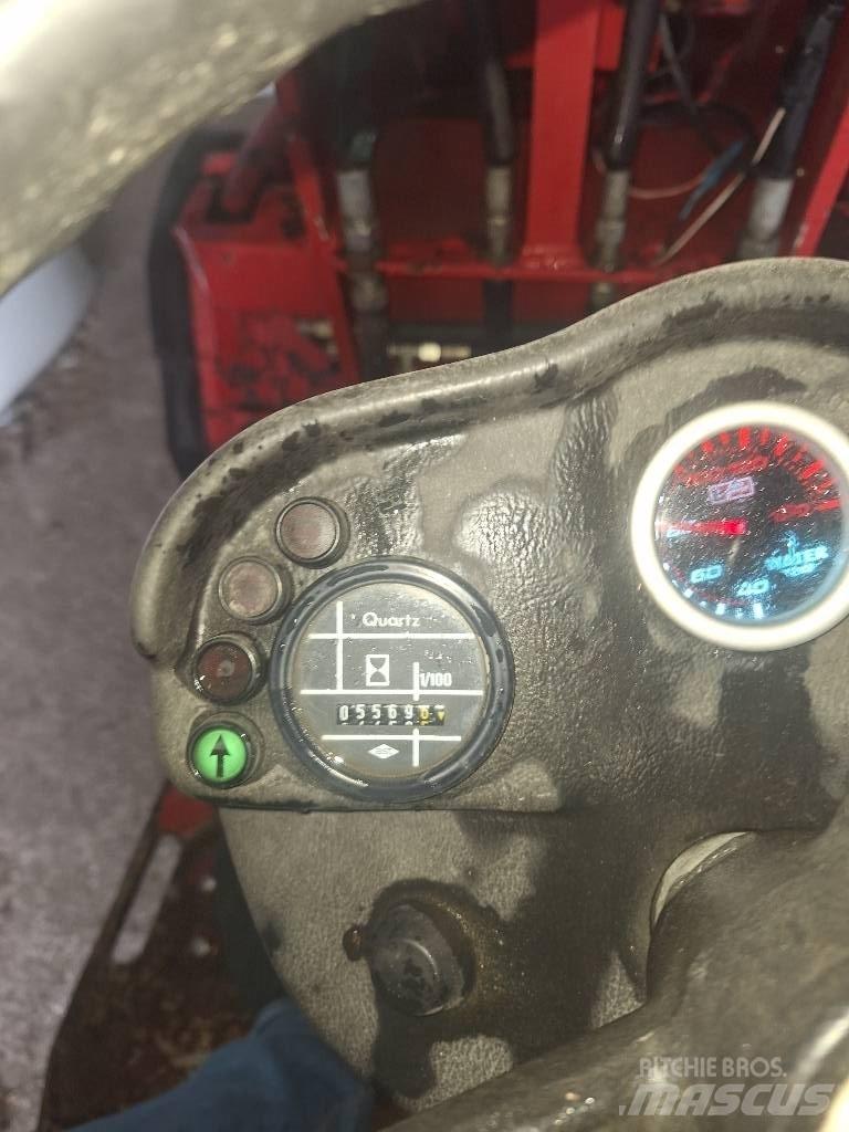 Weidemann 1360 Daugiafunkciniai pakrovėjai
