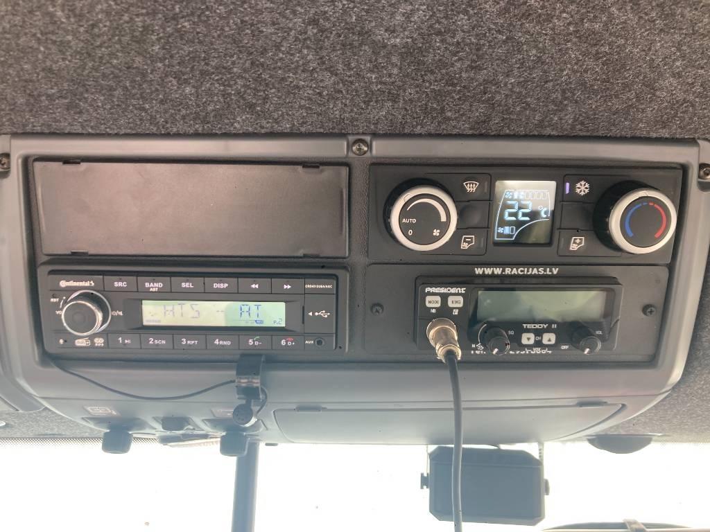 Valtra Q 305 Traktoriai