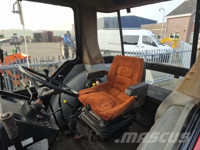 Case IH 745 XL Traktoriai