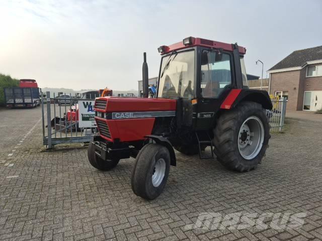 Case IH 745 XL Traktoriai