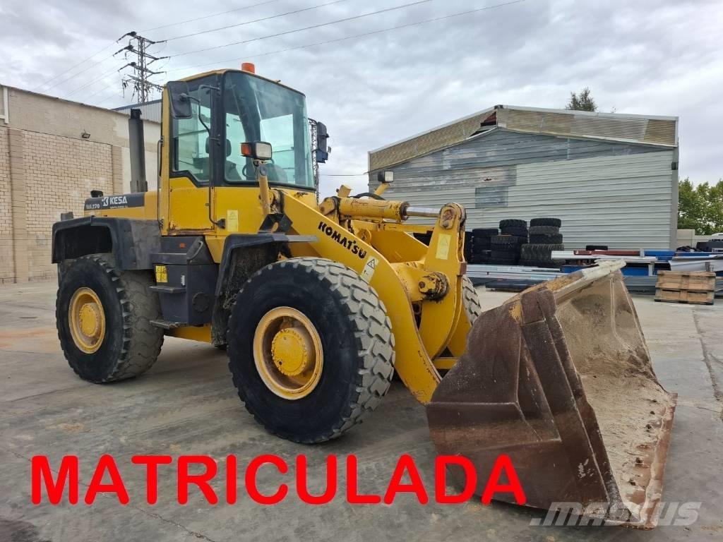 Komatsu WA 270-3 Naudoti ratiniai krautuvai