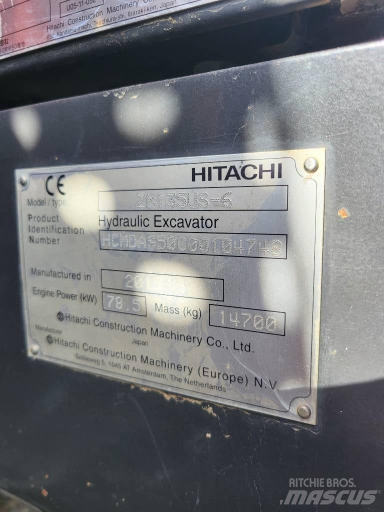 Hitachi ZX 135 US-6 Vikšriniai ekskavatoriai
