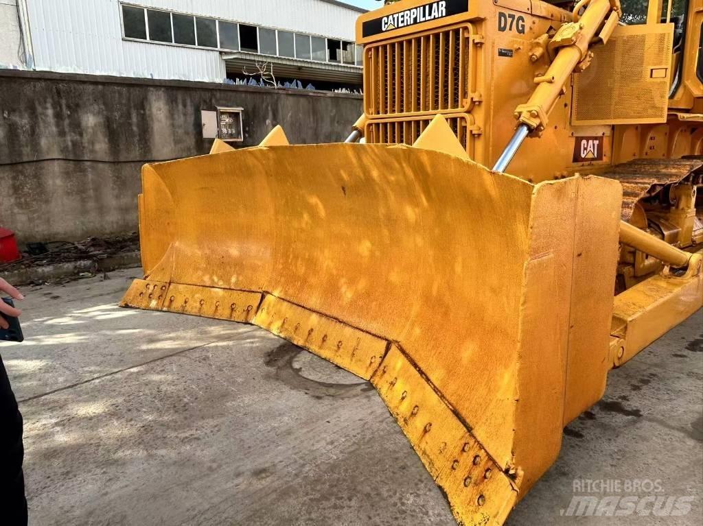 CAT D 7 G Greideriai