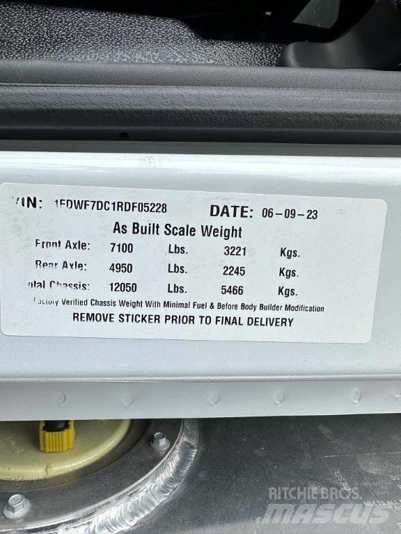 Ford F 750 Važiuoklė su kabina