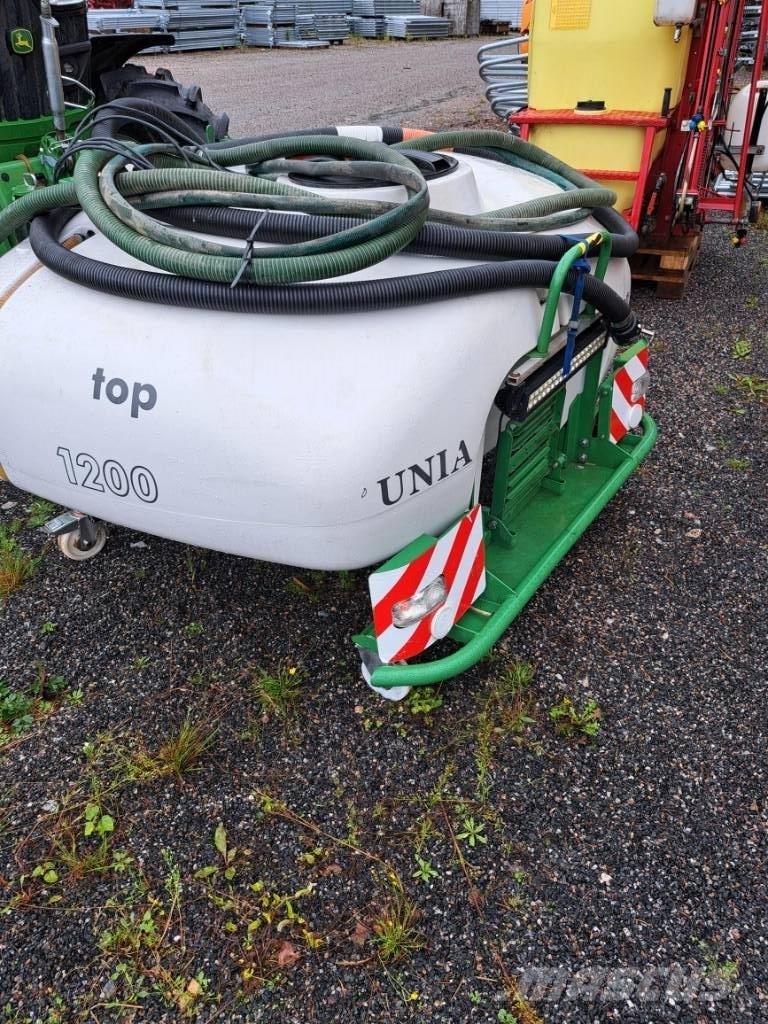 Unia etusäiliö 1200l Įmontuoti purkštuvai