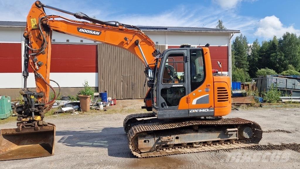 Doosan DX 140 LCR Vikšriniai ekskavatoriai