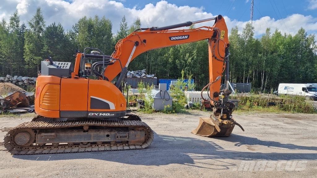 Doosan DX 140 LCR Vikšriniai ekskavatoriai