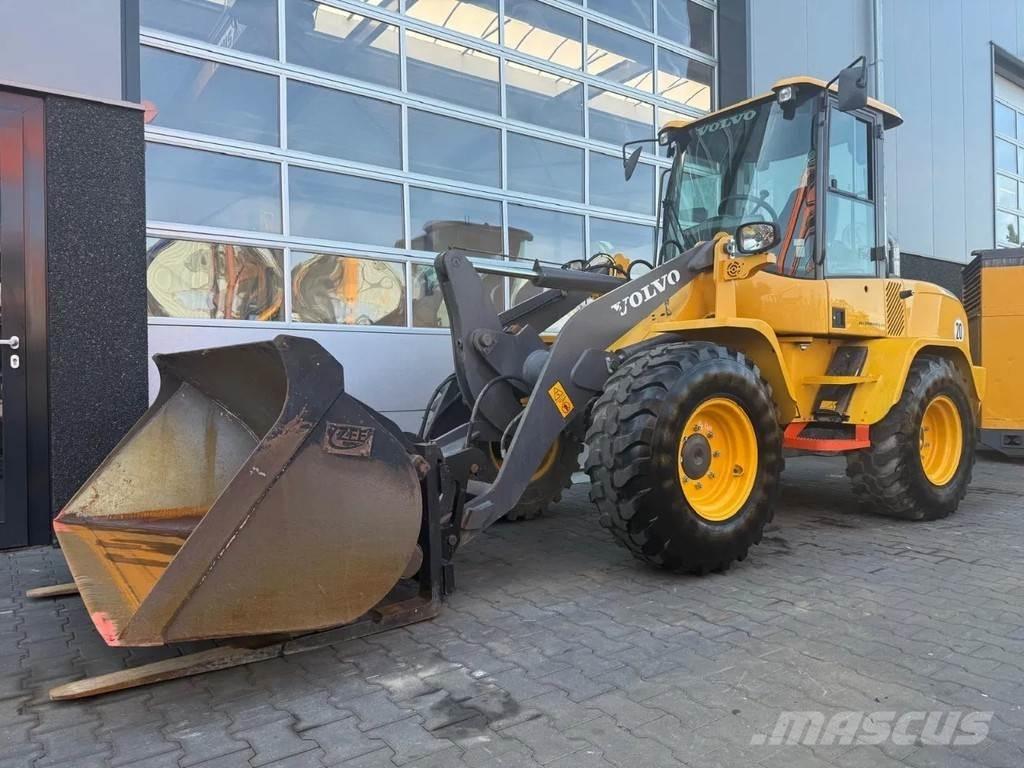 Volvo L35G Naudoti ratiniai krautuvai