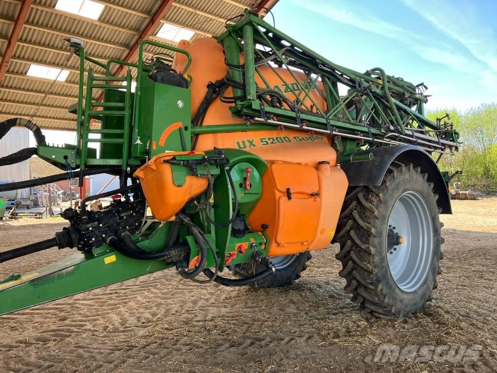 Amazone UX 5200 Prikabinami purkštuvai