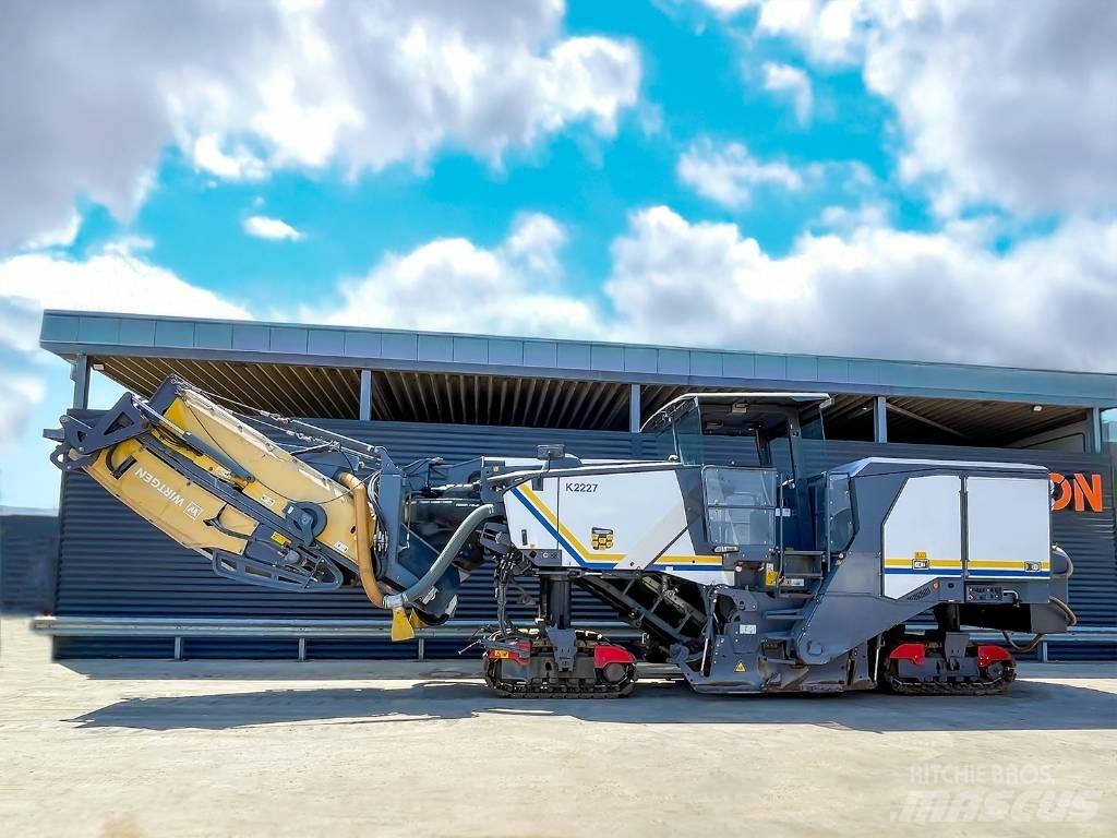 Wirtgen W 220 FI Asfalto šalto frezavimo technika