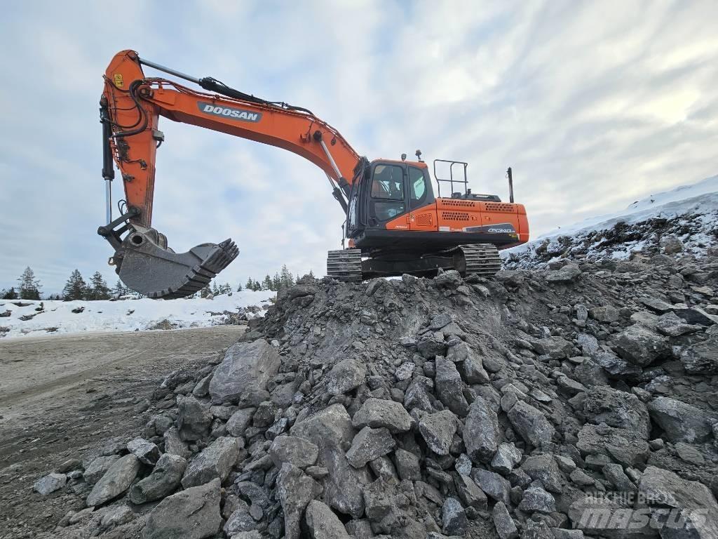 Doosan DX 340 LC Vikšriniai ekskavatoriai