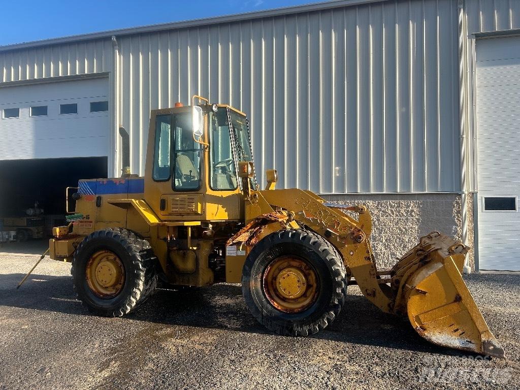 Fiat-Hitachi FR 100 Naudoti ratiniai krautuvai