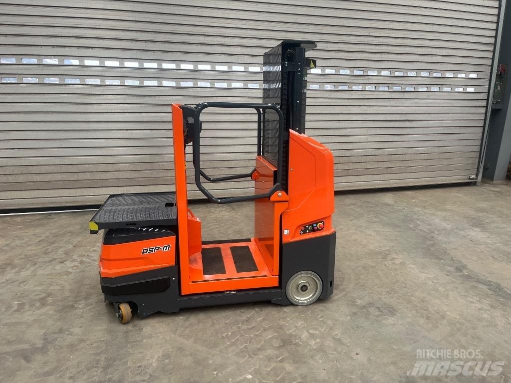 JLG DSP-M Didelių aukščių keltuvai-krautuvai