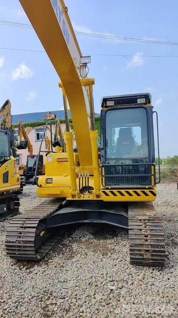 Komatsu PC 130 Vikšriniai ekskavatoriai
