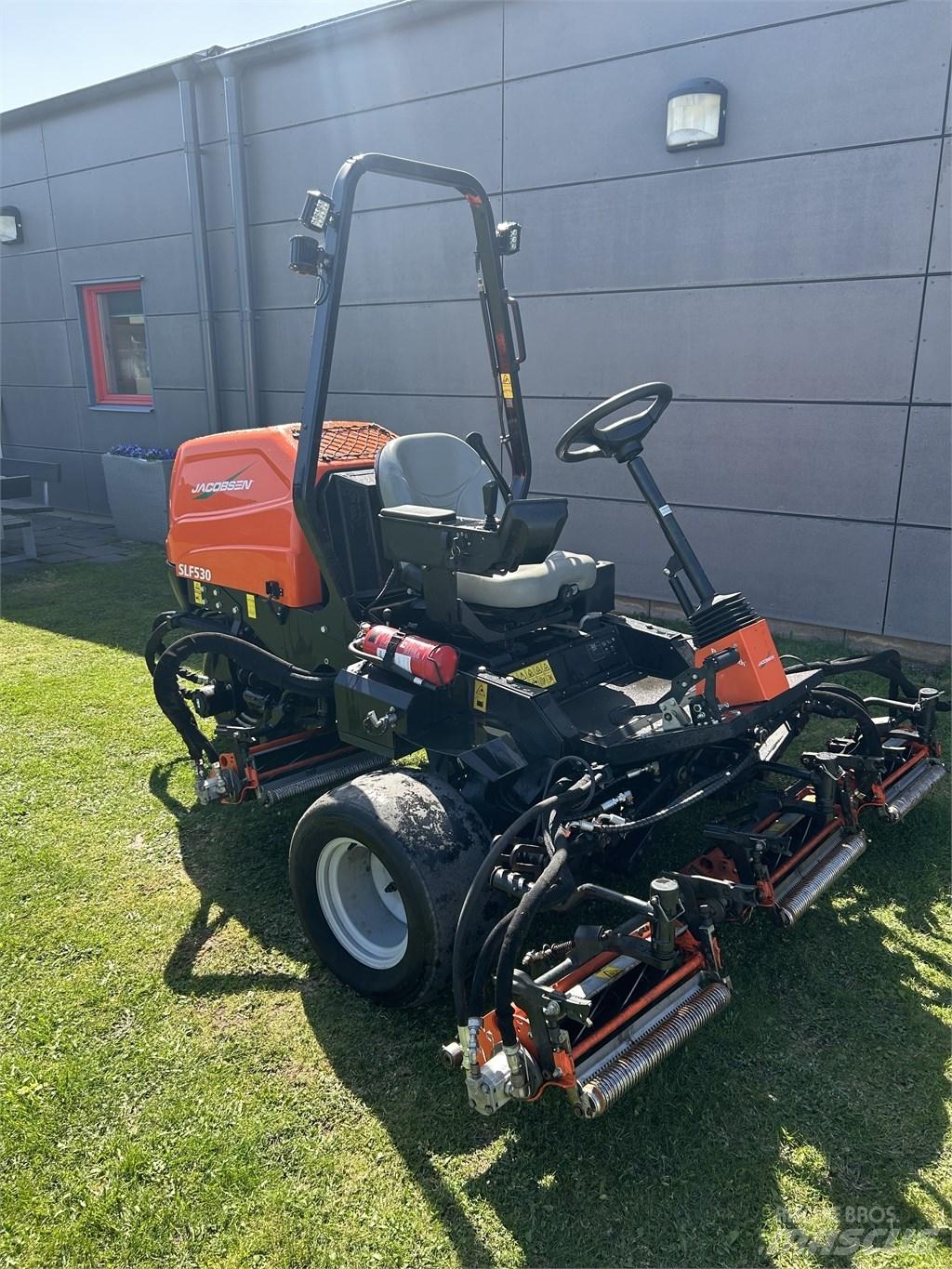 Jacobsen *SÅLD* SLF530 Savaeigės žoliapjovės