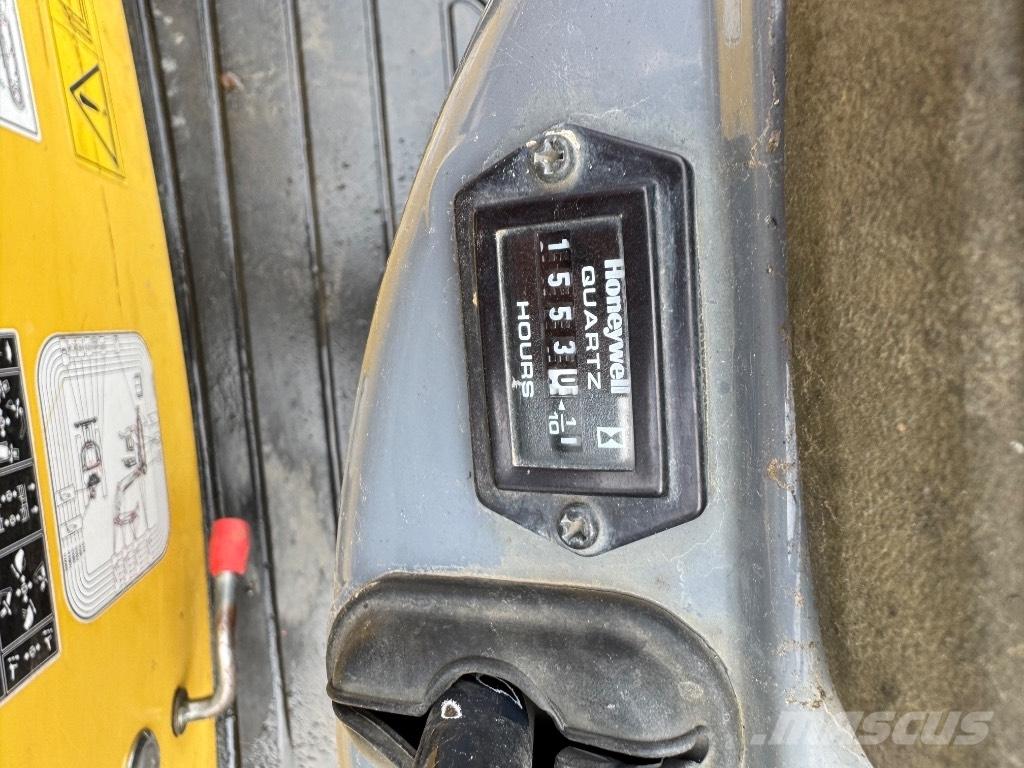 Yanmar SV08 (1C171) Mini ekskavatoriai < 7 t