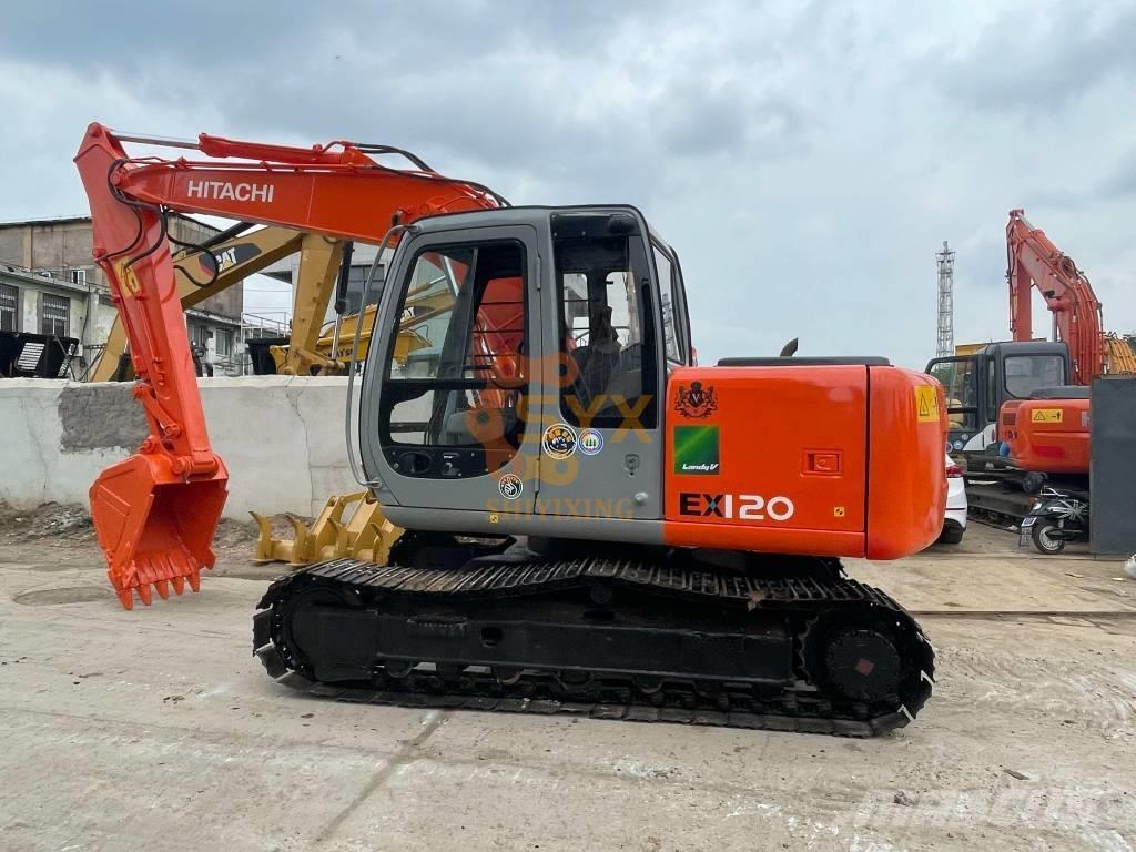 Hitachi EX 120 Vikšriniai ekskavatoriai