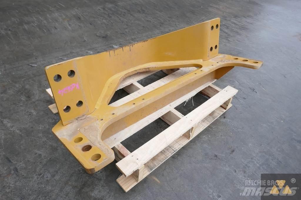 CAT 140M3 Drawbar Transportas - Kita