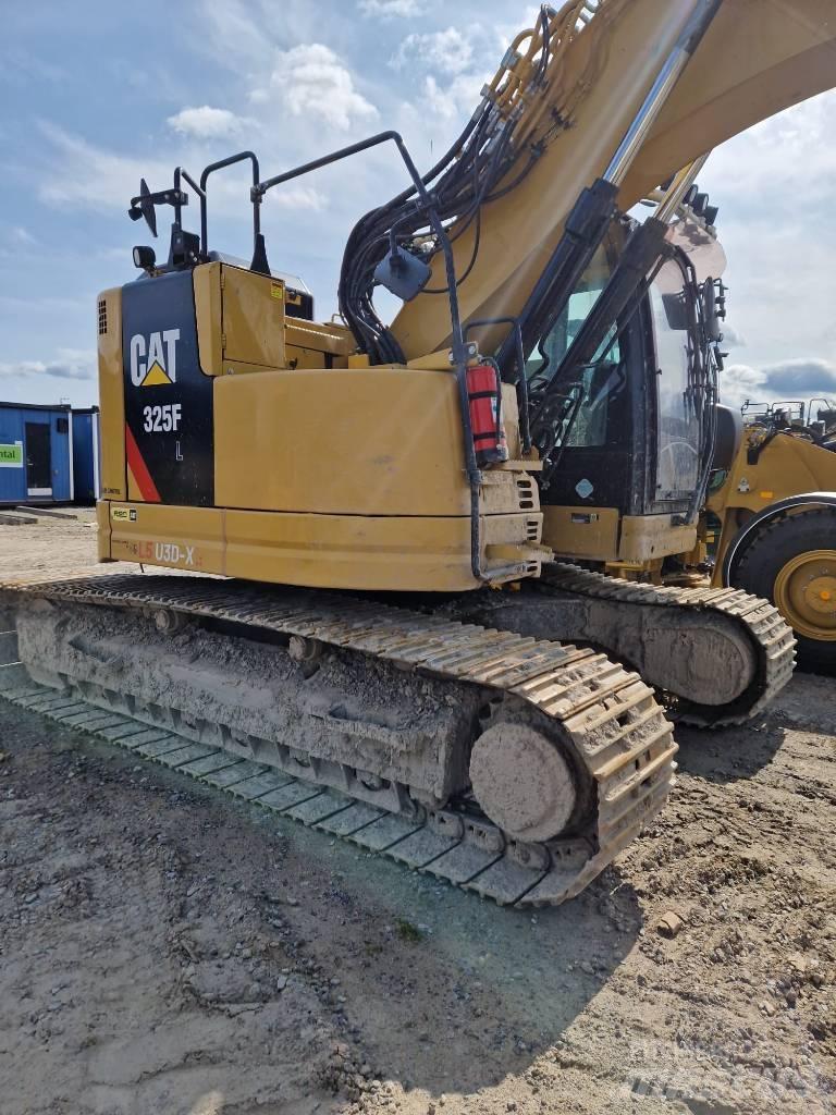 CAT 325 F Vikšriniai ekskavatoriai