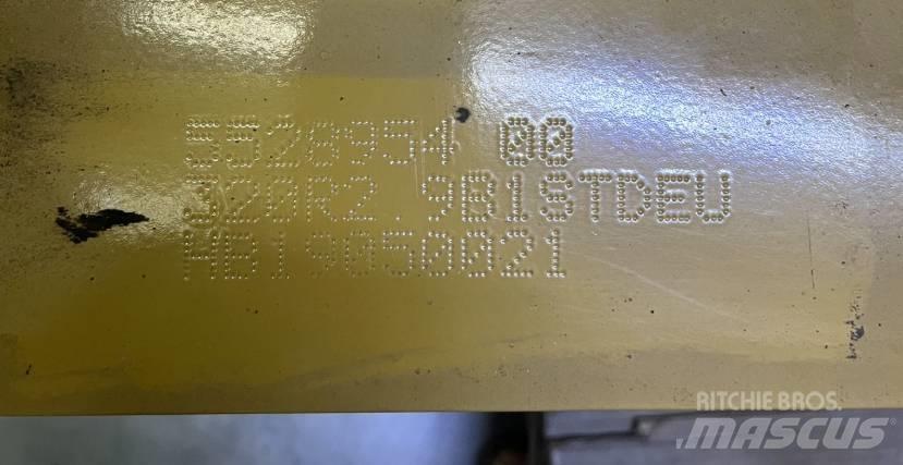 CAT 320 Sijos ir savivarčiai