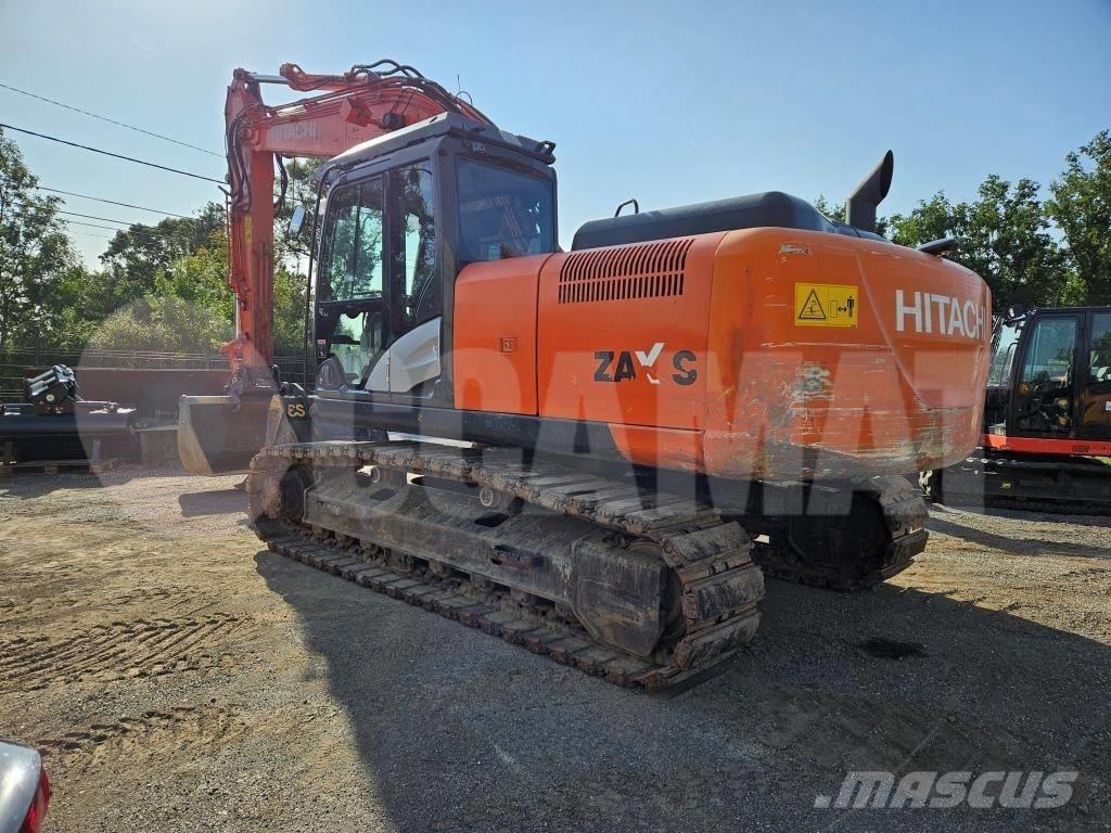 Hitachi ZX 210 LC Vikšriniai ekskavatoriai