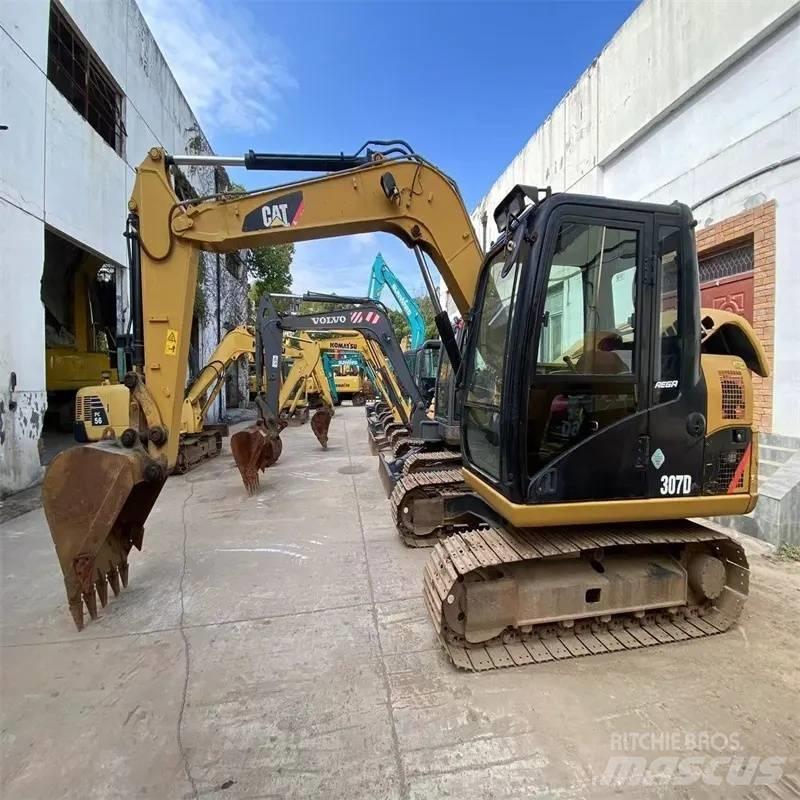 CAT 307 Vikšriniai ekskavatoriai