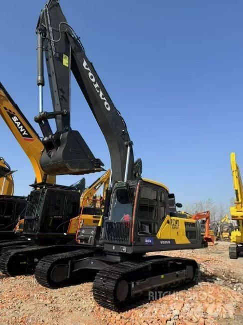 Volvo EC 240 Vikšriniai ekskavatoriai