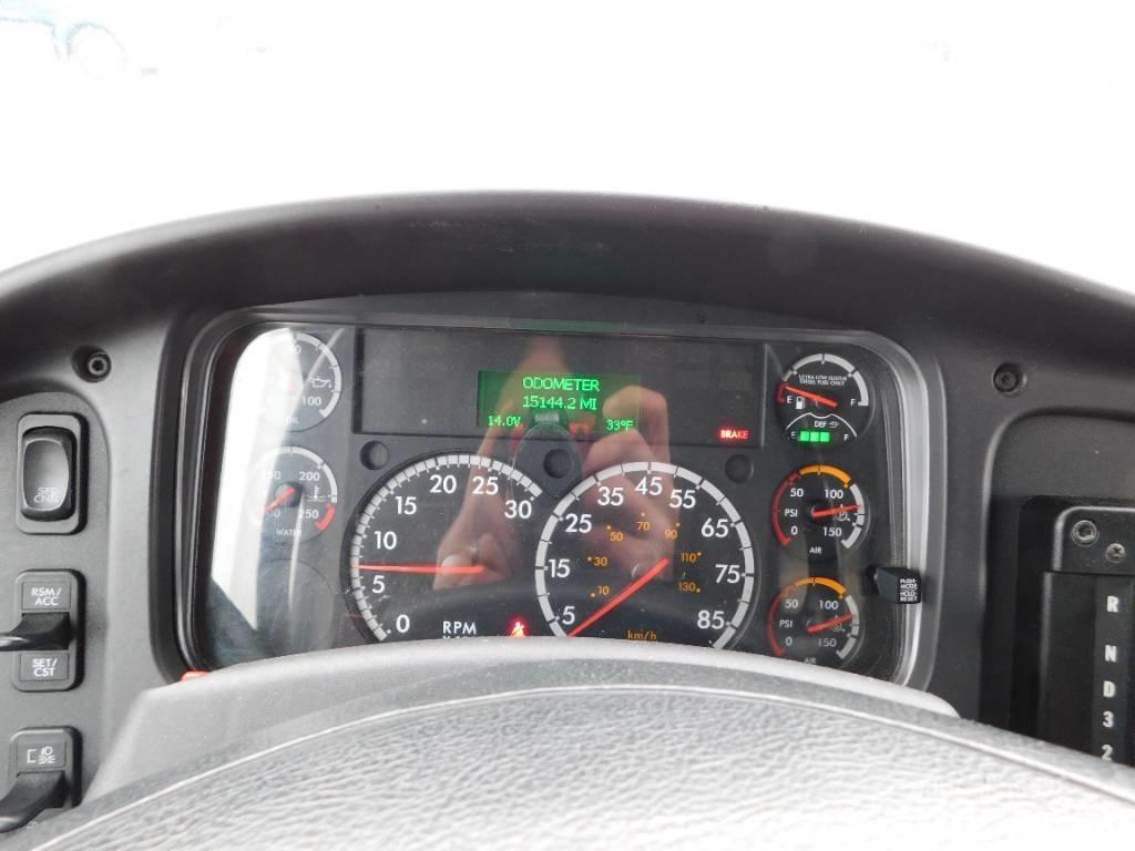 Freightliner M2 Konteinerių nuožulnaus pakėlimo ant platformos krautuvai