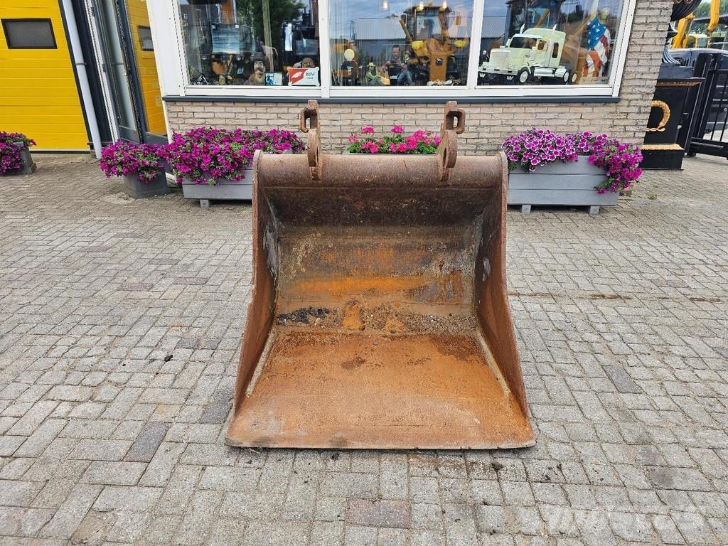  Onbekend Dieplepel Kaušai