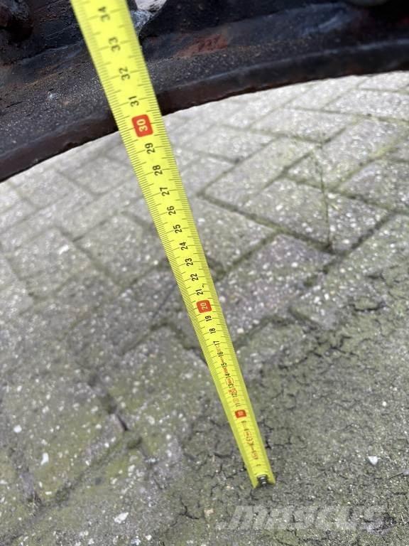 Manitou jip Teleskopiniai krautuvai