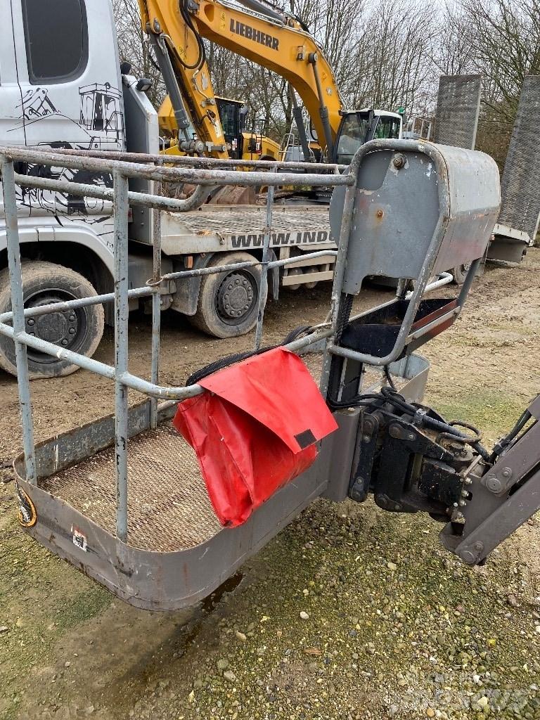 Manitou 180 ATJ Alkūniniai keltuvai