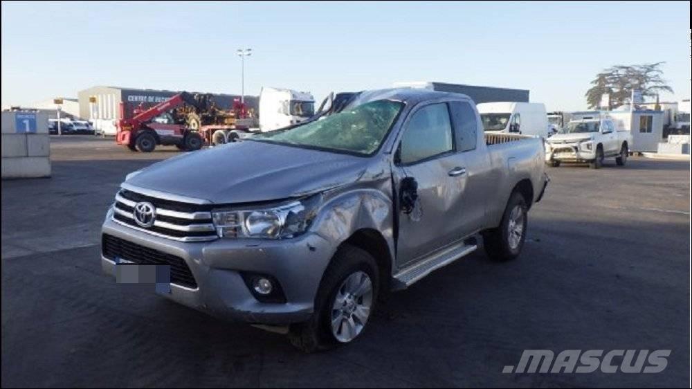 Toyota Hilux 5 Kita