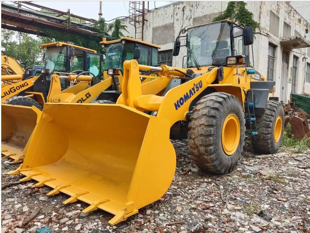 Komatsu WA 320-5 Naudoti ratiniai krautuvai