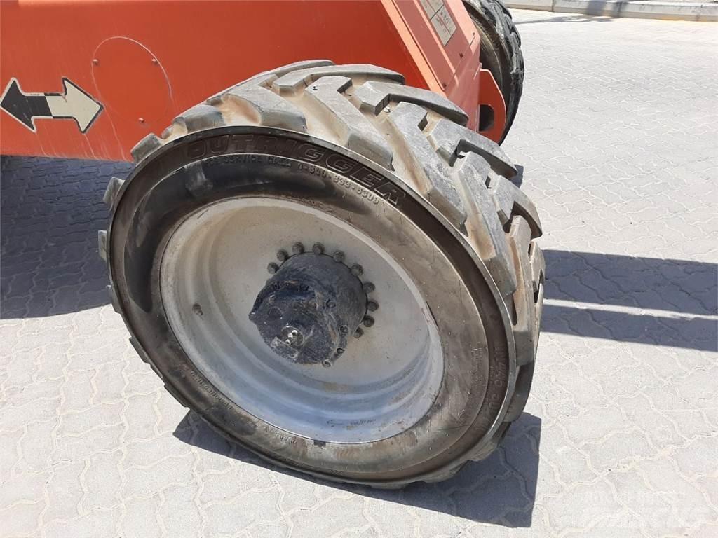JLG 1350SJP Teleskopiniai keltuvai