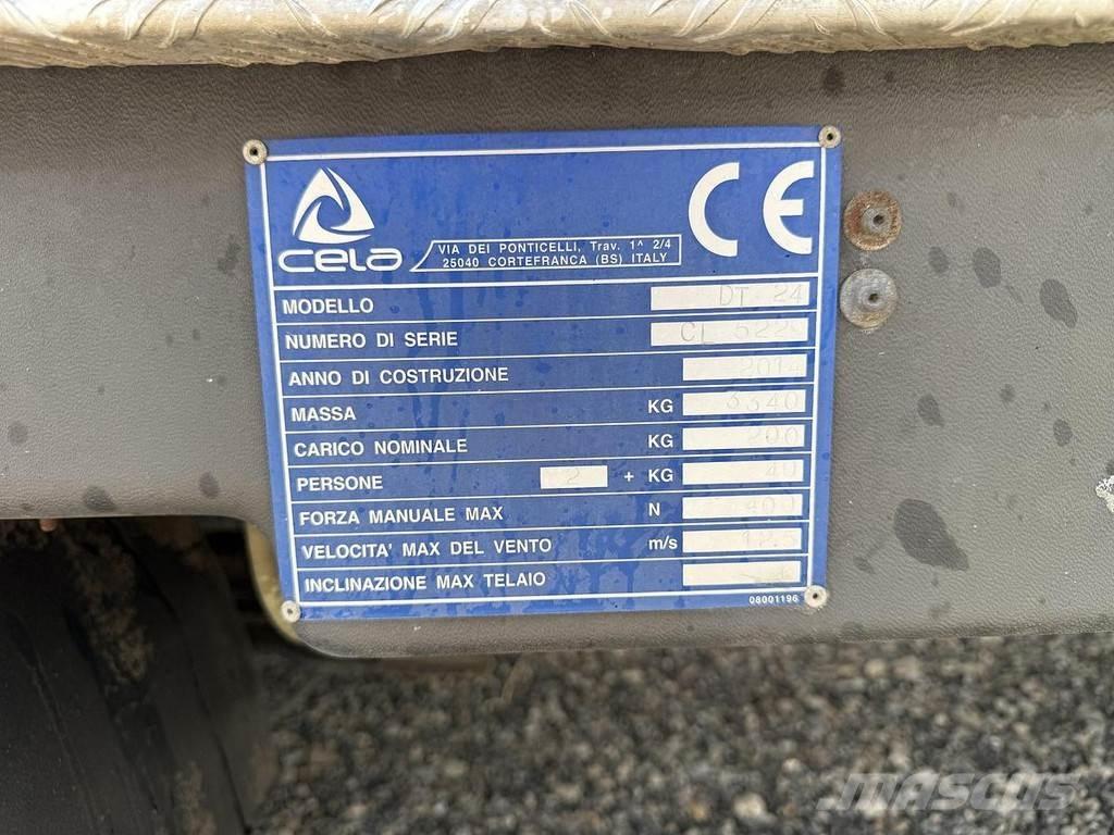 Cela DT24 Ant vilkikų montuojamos kėlimo platformos