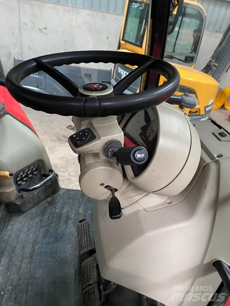 Massey Ferguson 7618 Traktoriai