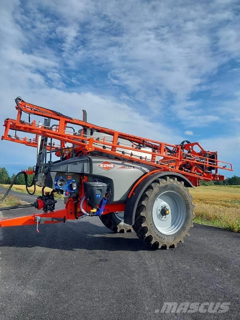 Kuhn Lexis 3000 Prikabinami purkštuvai