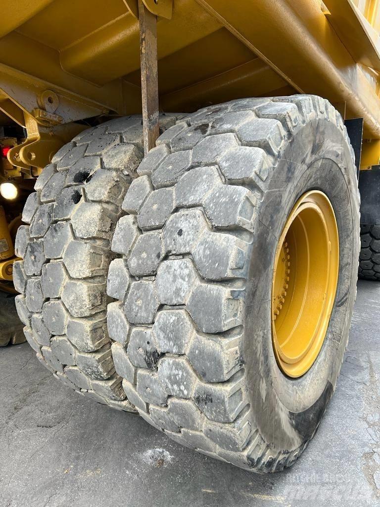CAT 773 E Atliekų išvežimo technika
